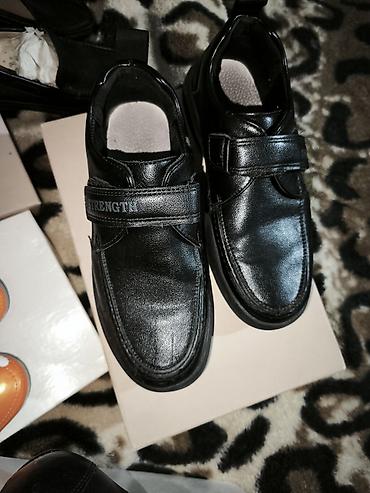 Детская обувь: Детская обувь, натуральная кожа, размеры 27, 30(футбольные бутсы — 8