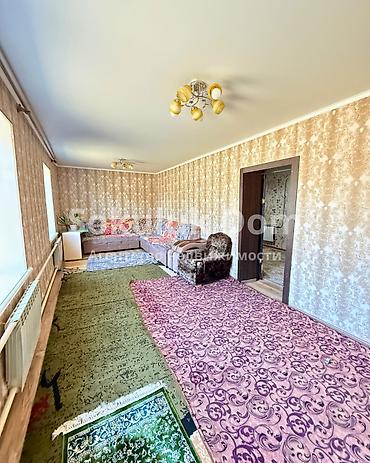 Продажа коттеджей и домов: 🏠Продается дом в с. Сокулук 🟡Комнаты: 7 🟡Участок: 18 соток 🟡Отопление — 11