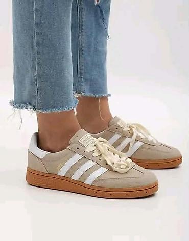 Patike: Adidas Spezial A klasa
Cena: 4300
Din
Brojevi: 36-40
PS✨ — 11