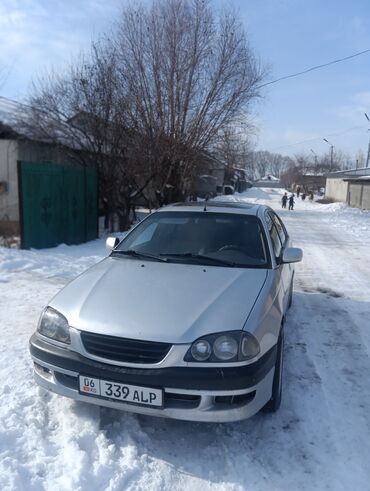 Toyota: Toyota Avensis: 1998 г., 2 л, Механика, Бензин, Седан