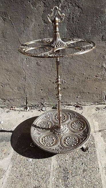 Stilski čiviluci: Stari masivan stilski drzac za kisobrane od mesinga sa prelepim — 10