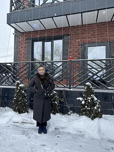 Женская одежда: Длинное женское пуховое пальто/парка с меховым воротником - Цвет — 2
