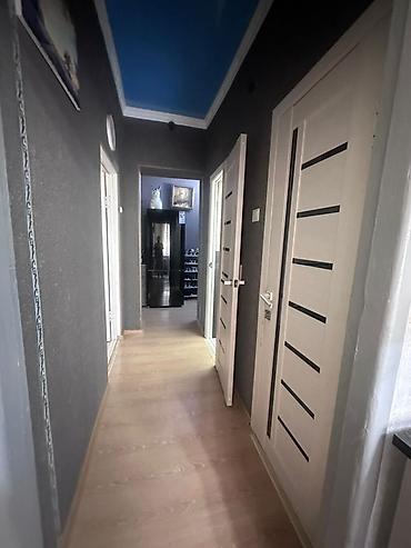 Продажа квартир: 3 комнаты, 72 м², 1 этаж — 6