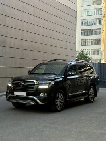 продам срочно машину: Toyota Land Cruiser: 2017 г., 4.6 л, Автоматтык, Бензин, Жол тандабас