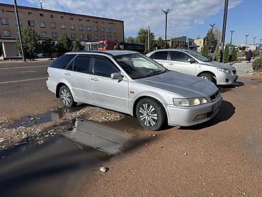 Унаа: Honda Accord: 2000 г., 2.3 л, Автомат, Газ, Универсал — 4