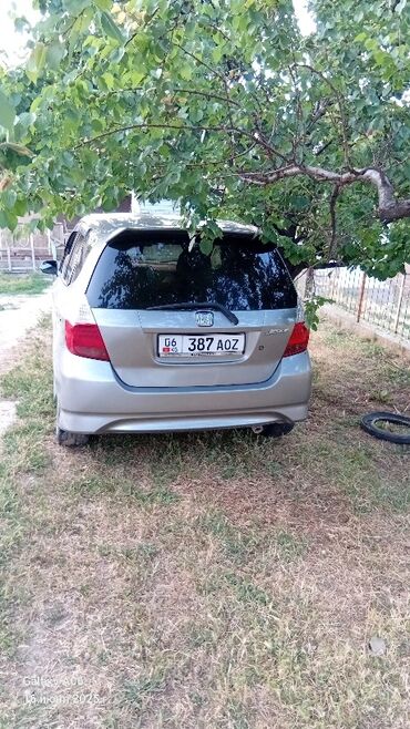 бу запчасти на мерседес в бишкеке: Honda Jazz: 2003 г., 1.5 л, Механика, Бензин, Хетчбек