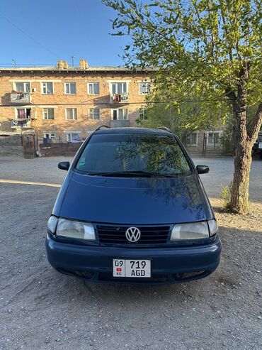 Volkswagen: Volkswagen Sharan: 2000 г., 2 л, Механика, Газ, Минивэн