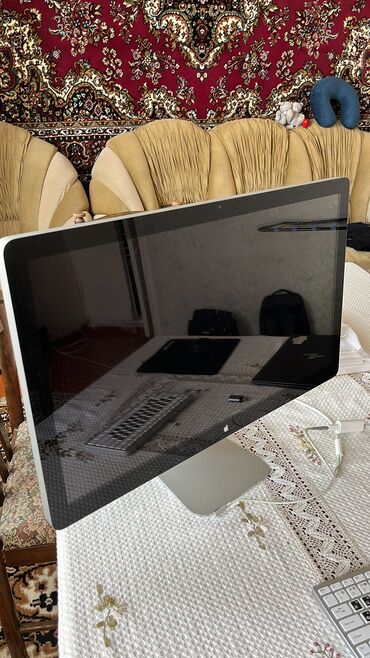 Monitorlar: Продаю монитор Apple, состояние отличное. Модель 27-inch Apple