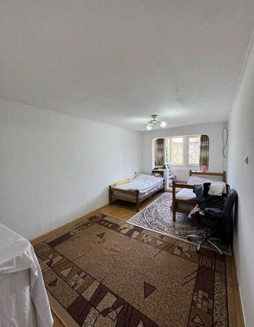 гостиница ошский рынок: 1 комната, 35 м², 104 серия, 4 этаж, Косметический ремонт