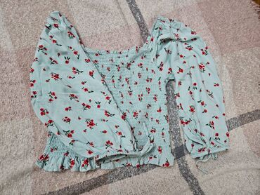 Köynək və bluzalar: Herbiri 2 AZN — 5