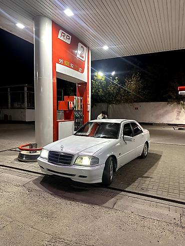 ключами: Mercedes-Benz C-Class: 1997 г., 2 л, Автомат, Бензин, Седан — 3