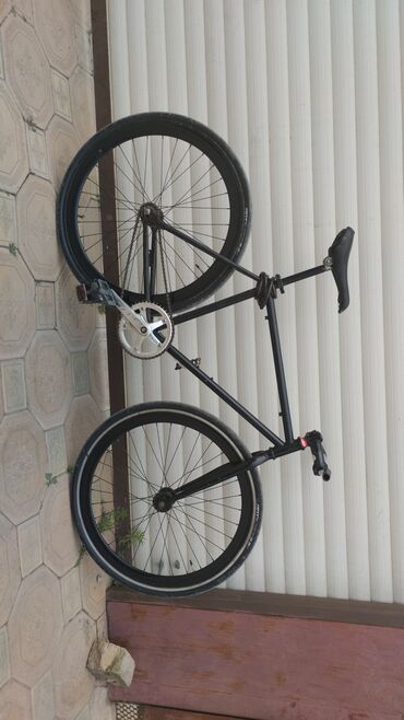 продаю велосепед: Городской велосипед, Другой бренд, Рама M (156 - 178 см), Сталь, Другая страна, Б/у
