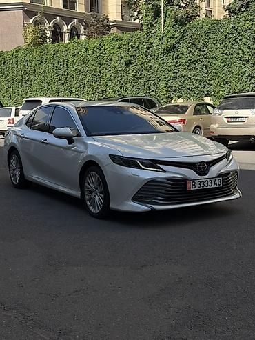 corolla 2004: Toyota Camry: 2019 г., 2.5 л, Автомат, Бензин, Седан — 1