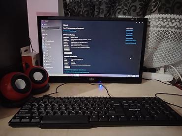 moni̇tor: RGB işıqlanmaya malik stolüstü kompüter komplekti. Yanlız real — 4