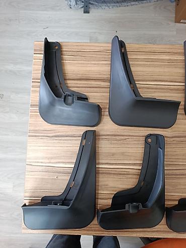 Ban, Kuzov hissələri: Avtomobil üçün palçıq qoruyucuları (mudflaps) - Komplekt: 4 ədəd (ön — 2
