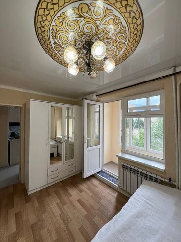 арча бешиктен квартира: 2 комнаты, 4 м², Индивидуалка, 3 этаж, Косметический ремонт