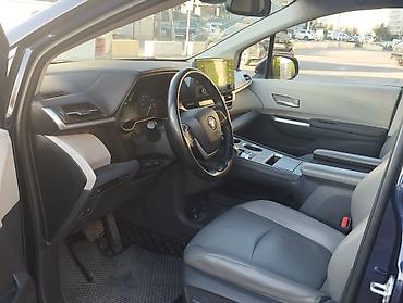 торрес авто: Toyota Sienna: 2021 г., 2.5 л, Автомат, Гибрид, Минивэн — 8