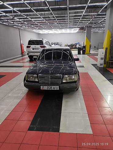 обмен 124: Mercedes-Benz E-Class: 1995 г., 2.2 л, Автомат, Бензин, Седан — 5
