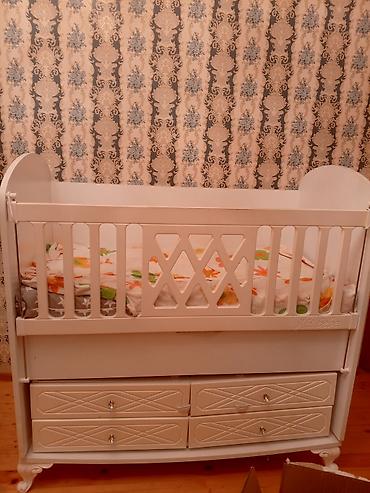 ucuz dolap: Uşaq beşiyi – “Ali Bebe” model - Rəng: ağ, klassik dekorativ oyma — 1