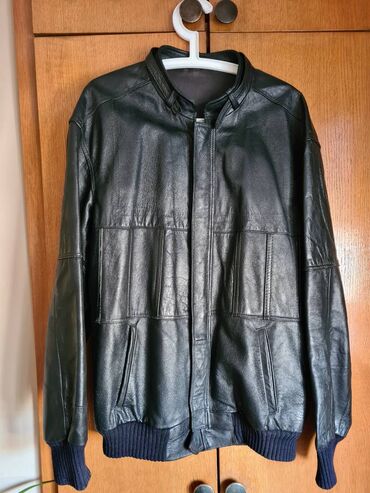 kožne jakne: Kožna jakna, postavljena, crna, jaka i kvalitetna koža, veličina 52