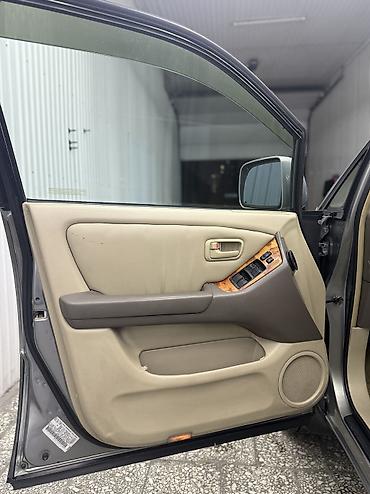 Lexus: Lexus RX: 2000 г., 3 л, Автомат, Бензин, Кроссовер — 16