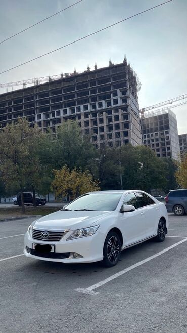 срочно продаю хонда серви: Toyota Camry: 2012 г., 2 л, Автомат, Бензин, Седан
