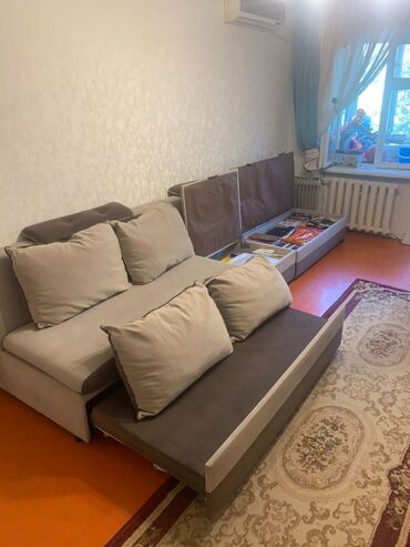 бу уголок диван: Бурчтук диван, Колдонулган