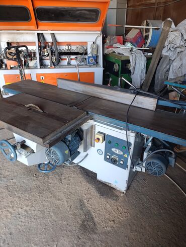 Mebel və taxta dəzgahları: NETMAK FR 2000 S – frezə dəzgahı - Marka/model: NETMAK FR 2000 S (FR — 9