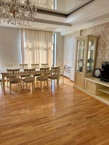 Долгосрочная аренда квартир: 3 комнаты, Агентство недвижимости — 13