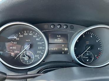 Mercedes-Benz: Mercedes-Benz M-Class: 3.5 l | 2008 il Ofrouder/SUV — 11