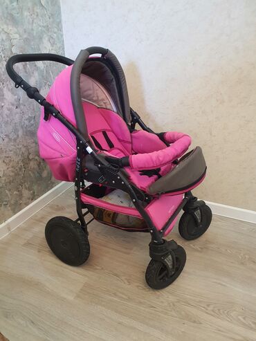 детские коляски cam: Коляска, цвет - Розовый, Б/у