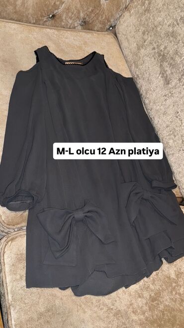 Köynək və bluzalar: Geyimler her biri yeni kimidir — 27