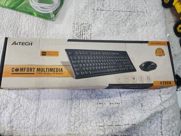наклейки на клавиатуру: Продаю беспроводную клавиатуру и беспроводную мышку. Фирма A4TECH