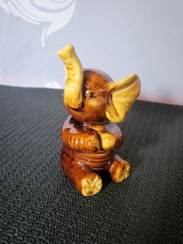 Figure: Figura, bоја - Šareno, Novo — 3