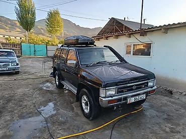 сиденье паджеро: Nissan Terrano: 1991 г., 2.7 л, Механика, Дизель, Внедорожник — 1