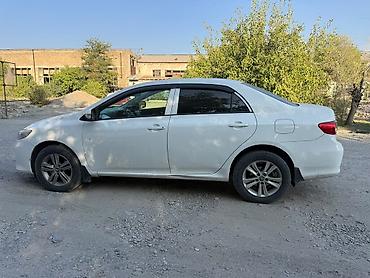 prius 2016: Toyota Corolla: 2012 г., 1.6 л, Механика, Бензин, Седан — 4