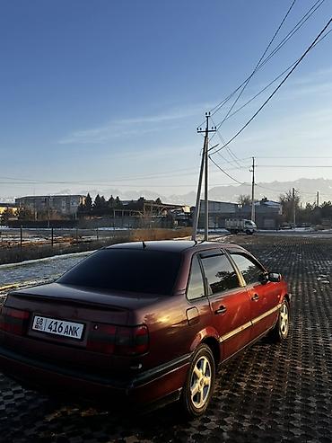 Volkswagen: Volkswagen Passat: 1994 г., 1.8 л, Механика, Газ, Седан — 2
