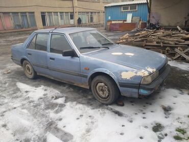 Mazda: Mazda 626: 1985 г., 1.8 л, Механика, Бензин