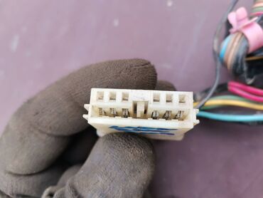 Auto delovi: Instalacija zadnjih štop lampi Lada 2107 Riva br.2. Polovno, očuvano — 5