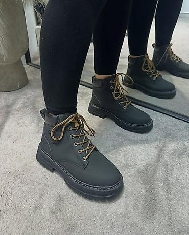 Cipele
36-41
3400din

OR💥
