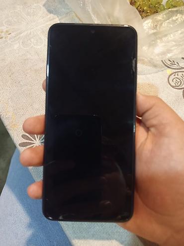 Mobil telefonlar: Telefonun hec bir problemi yox dur sadece qoruyucudu Sinan çox yaxsi — 3