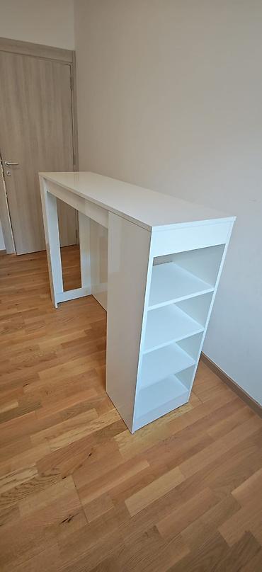 Kuhinjski nameštaj: CENA: Cena samo sanka/pulta 18000 din Cena samo jedne stolice 6000 — 2