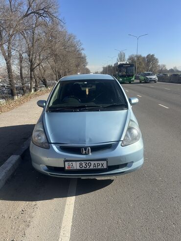 Honda: Honda Fit: 2002 г., 1.3 л, Вариатор, Бензин, Хэтчбэк