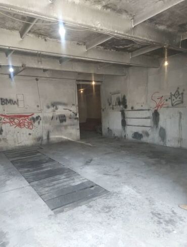 купить кирпичный гараж: 50 м², Металлический, Кирпичный, Бетонный
