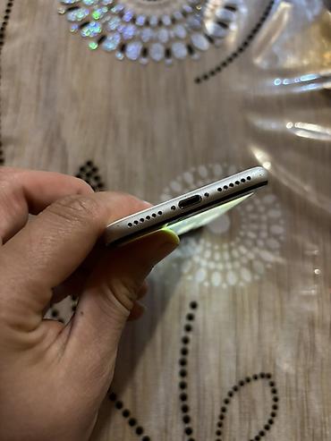 ikinci el iphone 7 plus: IPhone SE 2020, 64 GB, Ağ, Barmaq izi — 7
