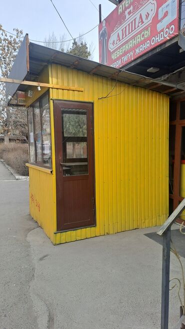 жилая будка: Продаётся будка готовый бизнес с условиями для шаурми