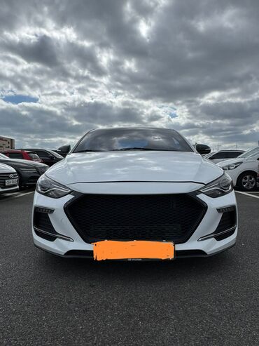 Hyundai: Hyundai Avante: 2018 г., 1.6 л, Автомат, Бензин, Седан