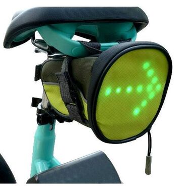 Велоаксессуары: Велосумка. Подседельная сумка со светодиодной панелью поворота и