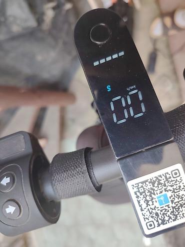 Yeni Elektrik samokat ≤ 5", ≤ 250 Vt, 26 - 35 km/s, Ünvandan götürmə