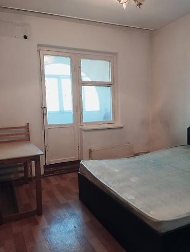 реальному: 3 комнаты, 61 м², Кызыл Аскер 105 серия, 5 этаж, Требуется ремонт — 2